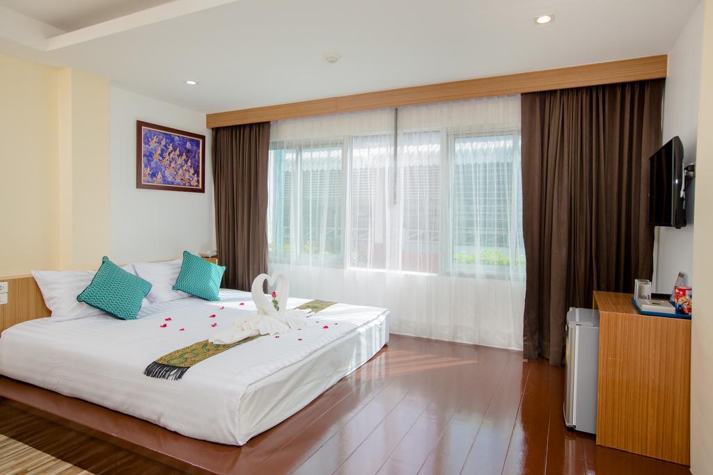Patong Landmark Hotel Zimmer foto
