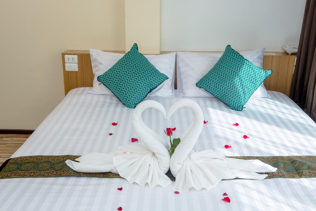 Patong Landmark Hotel Zimmer foto